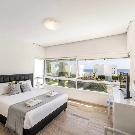 Villa Nausica Blue Seaside Protaras