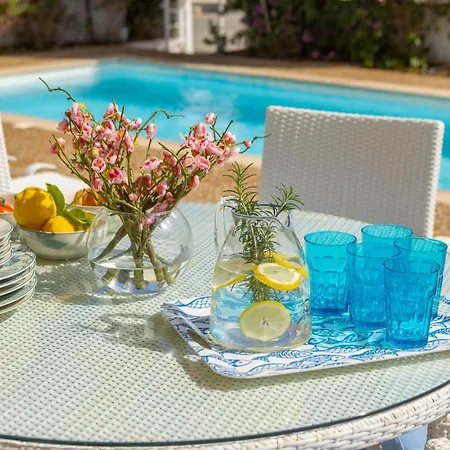 Nausica Blue Seaside Villa *