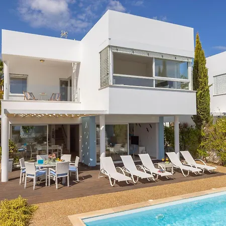 Nausica Blue Seaside Villa *